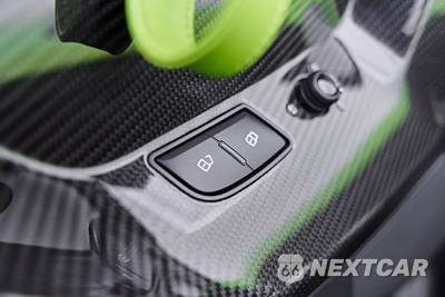 2016 Lamborghini Aventador LP 750-4 Superveloce Coupe - zdjęcie 65 z 99 - miniatura