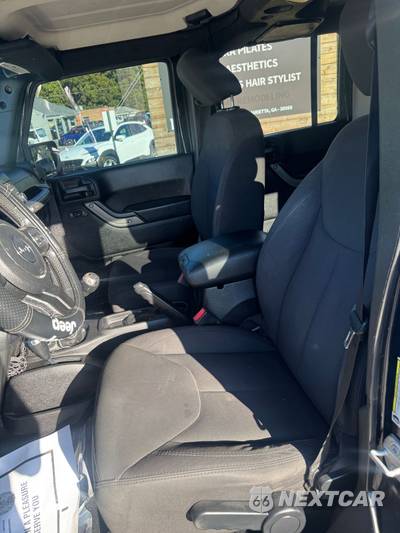 2015 Jeep Wrangler Unlimited Sport - zdjęcie 9 z 11 - miniatura