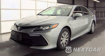 2024 Toyota Camry Hybrid LE - zdjęcie 1 z 24 - miniatura