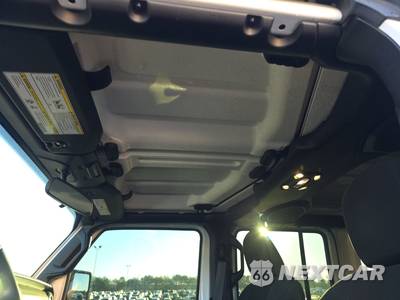 2019 Jeep Wrangler Unlimited Sport S - zdjęcie 17 z 21 - miniatura