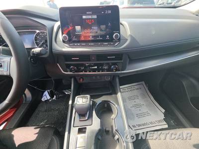 2026 Nissan Rogue SV - zdjęcie 11 z 19 - miniatura