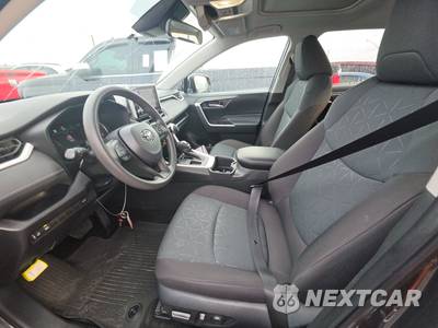 2025 Toyota RAV4 XLE - zdjęcie 7 z 20 - miniatura