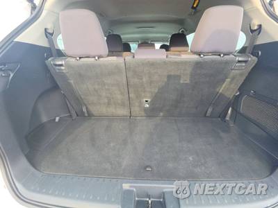 2024 Toyota Highlander LE - zdjęcie 16 z 23 - miniatura