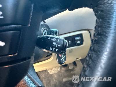 2012 Toyota Sequoia Platinum - zdjęcie 98 z 116 - miniatura