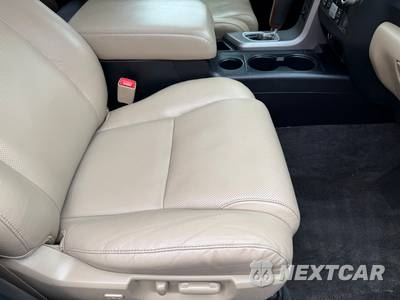 2012 Toyota Sequoia Platinum - zdjęcie 80 z 118 - miniatura