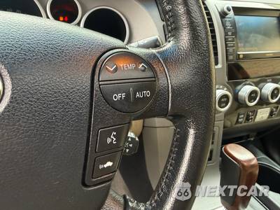 2012 Toyota Sequoia Platinum - zdjęcie 105 z 118 - miniatura