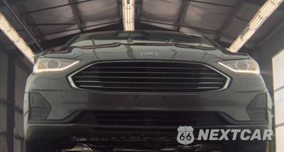 2019 Ford Fusion Hybrid SE - zdjęcie 2 z 23 - miniatura
