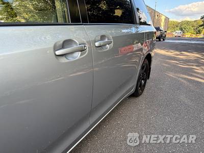 2015 Toyota Sienna LE 8-Passenger 119.3" WB - zdjęcie 18 z 85 - miniatura