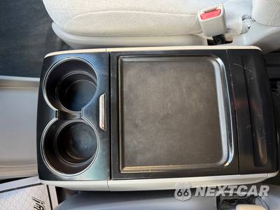 2015 Toyota Sienna LE 8-Passenger 119.3" WB - zdjęcie 79 z 85 - miniatura