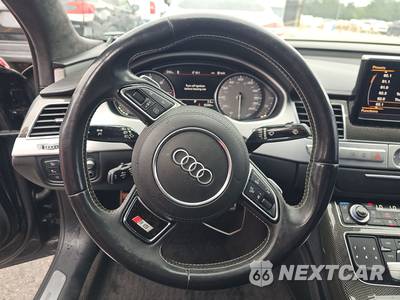 2017 Audi S8 plus - zdjęcie 10 z 23 - miniatura