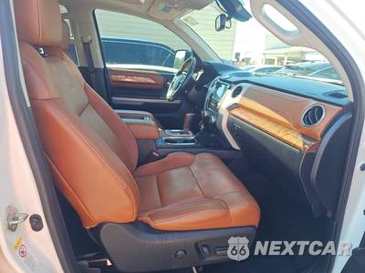 2020 Toyota Tundra 1794 Edition Crew Cab Short Bed - zdjęcie 8 z 25 - miniatura