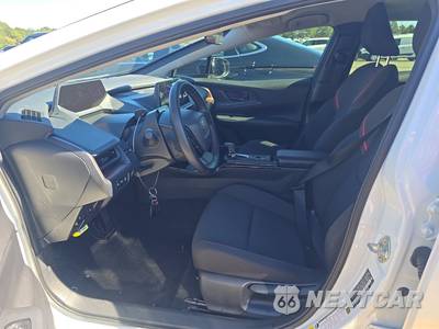 2026 Toyota Prius Plug-In Hybrid SE - zdjęcie 7 z 20 - miniatura