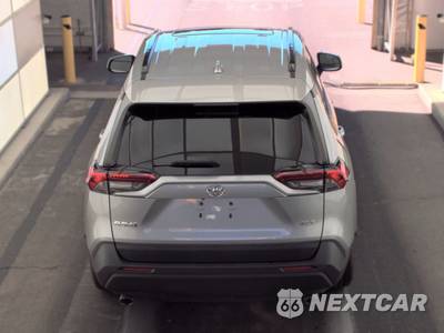 2021 Toyota RAV4 XLE Premium - zdjęcie 5 z 28 - miniatura