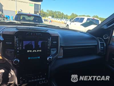 2021 Ram 2500 Limited Longhorn Extended Crew Cab Medium Bed - zdjęcie 11 z 26 - miniatura