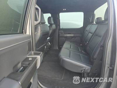 2023 Ford F-150 XLT Crew Cab Short Bed - zdjęcie 9 z 44 - miniatura