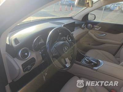 2019 Mercedes-Benz GLC 350e - zdjęcie 11 z 25 - miniatura
