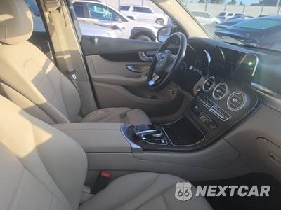 2019 Mercedes-Benz GLC 350e - zdjęcie 8 z 25 - miniatura