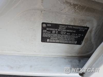 2018 BMW 3 Series Sedan 320i - zdjęcie 15 z 38 - miniatura