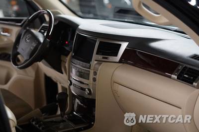 2013 Lexus LX 570 - zdjęcie 42 z 51 - miniatura