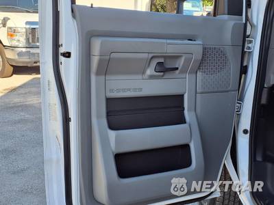 2023 Ford E-350 Cutaway DRW - zdjęcie 14 z 28 - miniatura