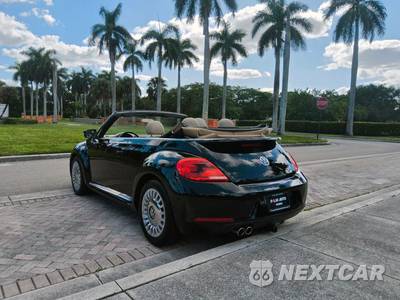 2013 Volkswagen Beetle Convertible 2.5L - zdjęcie 22 z 51 - miniatura