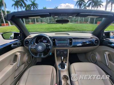 2013 Volkswagen Beetle Convertible 2.5L - zdjęcie 6 z 51 - miniatura
