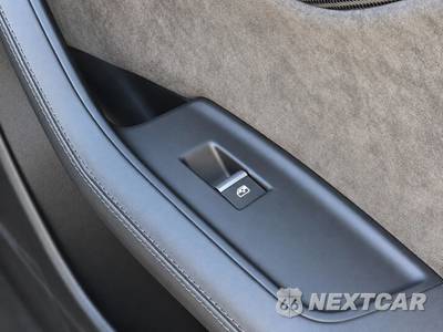 2021 Audi RS Q8 - zdjęcie 41 z 51 - miniatura