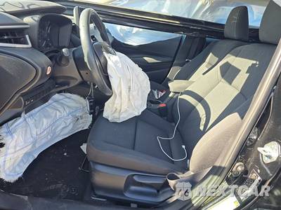 2025 Toyota Corolla LE Sedan - zdjęcie 7 z 17 - miniatura