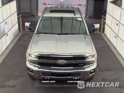 2015 Chevrolet Silverado 2500HD LTZ Crew Cab Medium Bed 1LZ w/Built-In Wi-Fi - zdjęcie 2 z 25 - miniatura