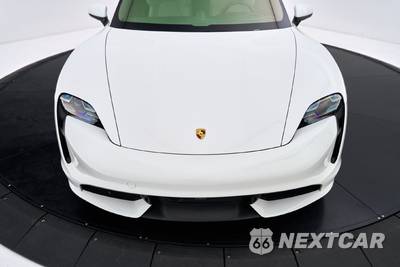 2020 Porsche Taycan Turbo - zdjęcie 18 z 50 - miniatura