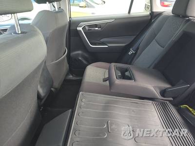 2022 Toyota RAV4 Hybrid XLE - zdjęcie 13 z 24 - miniatura