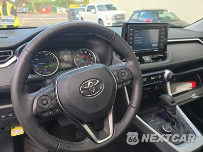 2022 Toyota RAV4 Hybrid XLE - zdjęcie 10 z 24 - miniatura