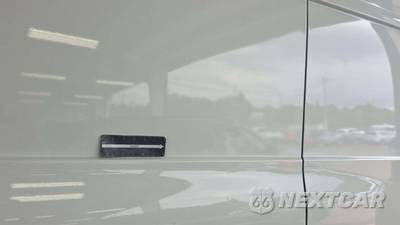 2019 Nissan NV2500 HD Cargo SV High Roof 146.1" WB - zdjęcie 22 z 34 - miniatura