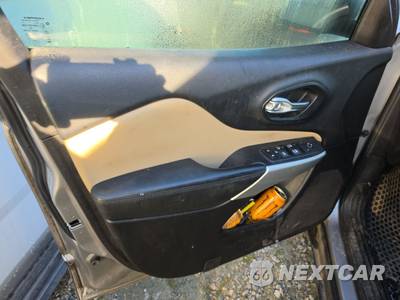 2017 Jeep Cherokee Latitude - zdjęcie 9 z 22 - miniatura