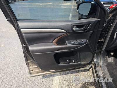 2017 Toyota Highlander Hybrid Limited Platinum - zdjęcie 9 z 28 - miniatura