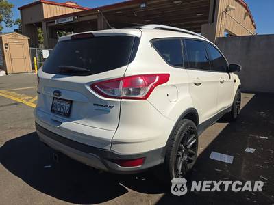2013 Ford Escape Titanium - zdjęcie 4 z 50 - miniatura