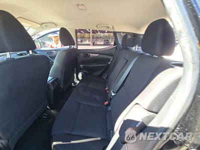 2022 Nissan Rogue Sport S - zdjęcie 13 z 25 - miniatura