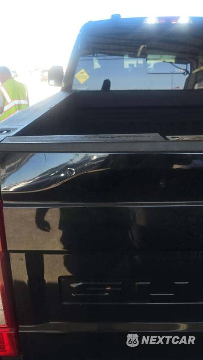 2020 Ford Super Duty F-250 Lariat Crew Cab Medium Bed - zdjęcie 38 z 40 - miniatura