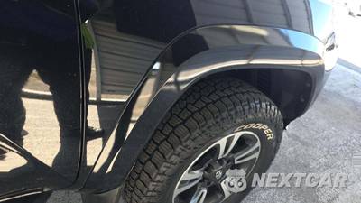 2017 Toyota Tacoma TRD Sport Crew Cab Medium Bed - zdjęcie 28 z 39 - miniatura