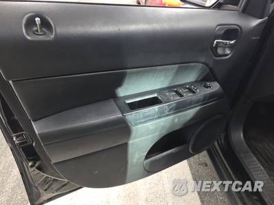 2016 Jeep Patriot Latitude - zdjęcie 9 z 41 - miniatura