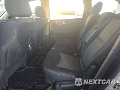 2018 Nissan Pathfinder SV Tech - zdjęcie 13 z 35 - miniatura