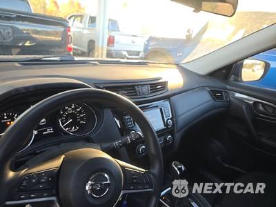 2019 Nissan Rogue SV - zdjęcie 11 z 17 - miniatura
