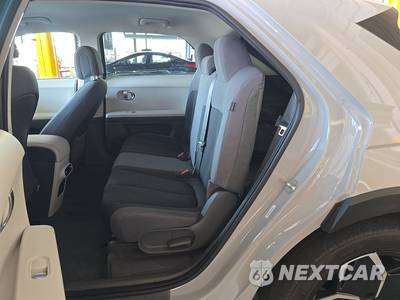 2024 Hyundai IONIQ 5 SE Standard Range - zdjęcie 13 z 52 - miniatura