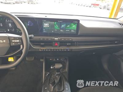 2025 Kia K4 LXS - zdjęcie 11 z 45 - miniatura