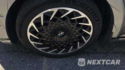 2023 Hyundai IONIQ 5 Limited - zdjęcie 34 z 48 - miniatura