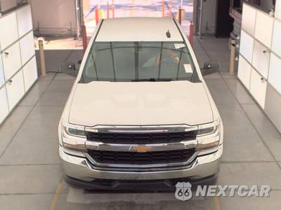 2017 Chevrolet Silverado 1500 LS Crew Cab Short Bed 1LS - zdjęcie 2 z 36 - miniatura