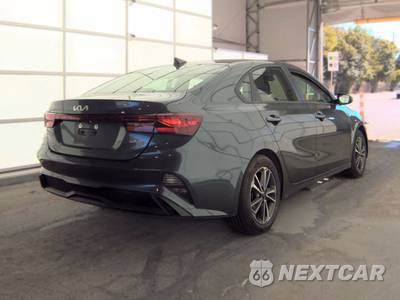 2024 Kia Forte LXS - zdjęcie 4 z 34 - miniatura