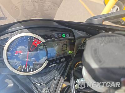 2024 Suzuki GSX-R750 - zdjęcie 5 z 7 - miniatura