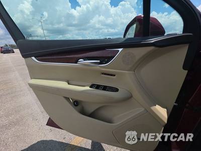 2018 Cadillac XT5 Luxury 1SD - zdjęcie 9 z 18 - miniatura