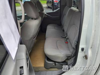 2017 Nissan Frontier SV Crew Cab Medium Bed - zdjęcie 21 z 29 - miniatura